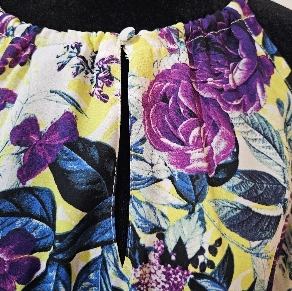 Torrid top size 1 - Picture 5 of 15